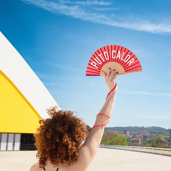 Fisura Abanico Puto Calor - Red Hot 4.webp