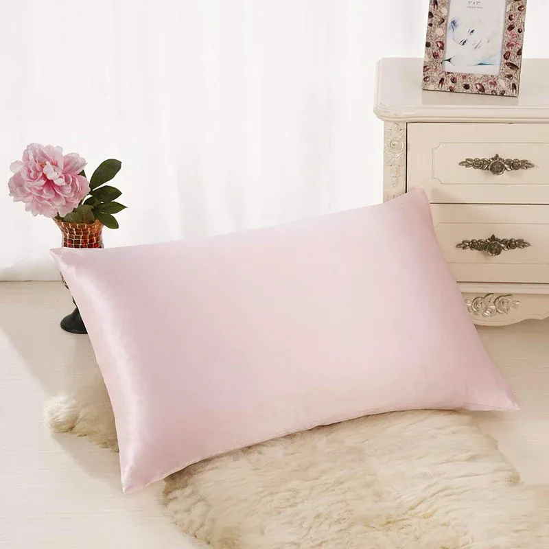 blissy-silk-pillowcase-queen-pink-2_7842dc8e-516e-4fe8-ba8b-2b7db5558051_800x800.webp
