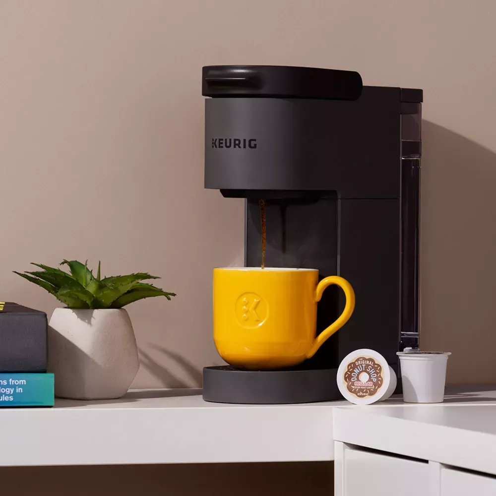 Keurig K-Mini Go Single-Serve K-Cup Pod Coffee Maker Gray 11.webp